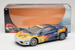 Ferrari 360 Modena Challenge #5 Hot Wheels Purple Fire Livery 1999 Bburago 1:18 29619 Pressofusione — immagine 8 di 8
