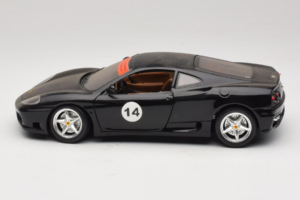 Ferrari 360 Modena #14 Nero Edizione Limitata Bburago 1:18 3368-B1 Pressofusione — immagine 4 di 8