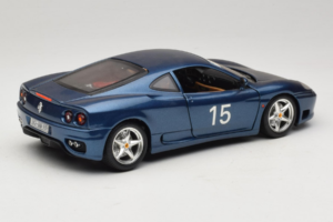 Ferrari 360 Modena #15 Edizione Limitata Blu Metallizzato Bburago 1:18 3358-F1 Pressofusione — immagine 3 di 8