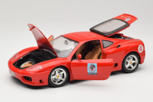 Ferrari 360 Modena Bevro International #4 Edizione Limitata 111 pz Rosso Bburago 1:18 3358-P1 Pressofusione — immagine 2 di 8
