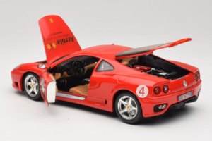 Ferrari 360 Modena Bevro International #4 Edizione Limitata 111 pz Rosso Bburago 1:18 3358-P1 Pressofusione — immagine 5 di 8