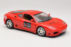 Ferrari 360 Modena Bevro International #4 Edizione Limitata 111 pz Rosso Bburago 1:18 3358-P1 Pressofusione — immagine 6 di 8