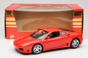 Ferrari 360 Modena Rosso Bburago 1:18 3358 Pressofusione — immagine 8 di 8