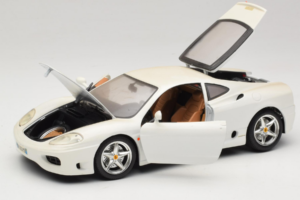 Ferrari 360 Modena Bianco Bburago 1:18 3368-W1 Pressofusione — immagine 2 di 8