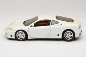 Ferrari 360 Modena Bianco Bburago 1:18 3368-W1 Pressofusione — immagine 4 di 8