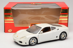 Ferrari 360 Modena Bianco Bburago 1:18 3368-W1 Pressofusione — immagine 8 di 8