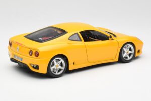 Ferrari 360 Modena Giallo Bburago 1:18 3368 Pressofusione — immagine 3 di 8