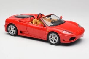 Ferrari 360 Spider Rosso Corsa Hot Wheels 1:18 57310 Pressofusione — immagine 6 di 8