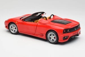 Ferrari 360 Spider Rosso Corsa Hot Wheels 1:18 57310 Pressofusione — immagine 7 di 8