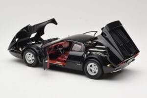 Ferrari 365 GT4/BB Nero Kyosho 1:18 08173K Pressofusione — immagine 5 di 8