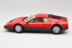 Ferrari 365 GT4/BB Rosso Corsa Kyosho 1:18 08173R Pressofusione — immagine 4 di 8