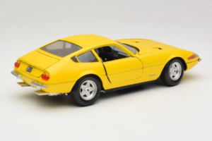 Ferrari 365 GTB/4 Daytona Giallo Techno Giodi 1:18 40011-Y1 Pressofusione — immagine 2 di 7