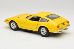 Ferrari 365 GTB/4 Daytona Giallo Techno Giodi 1:18 40011-Y1 Pressofusione — immagine 6 di 7