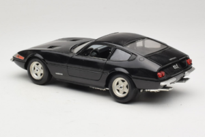 Ferrari 365 GTB/4 Daytona Nero Techno Giodi 1:18 40011-B2 Pressofusione — immagine 7 di 8