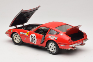 Ferrari 365 GTB/4 Daytona Berlinetta #58 Rosso Techno Giodi 1:18 40011 Pressofusione — immagine 5 di 8