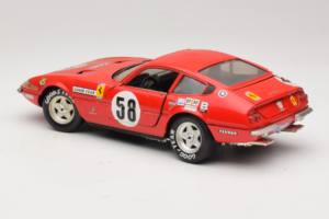 Ferrari 365 GTB/4 Daytona Berlinetta #58 Rosso Techno Giodi 1:18 40011 Pressofusione — immagine 7 di 8