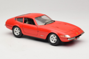 Ferrari 365 GTB/4 Daytona Rosso Techno Giodi 1:18 40011-P2 Pressofusione — immagine 6 di 8