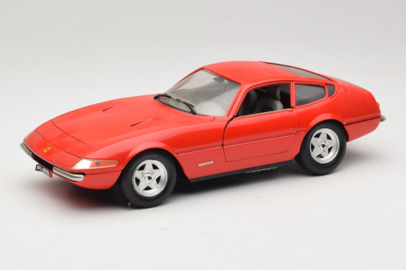 Ferrari 365 GTB/4 Daytona Rosso Techno Giodi 1:18 40011-P2 Pressofusione