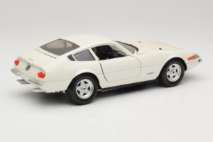 Ferrari 365 GTB/4 Daytona Berlina Bianco Techno Giodi 1:18 74007 Pressofusione — immagine 3 di 8