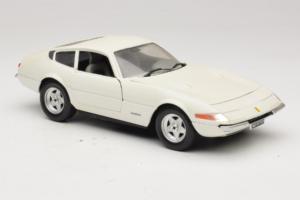 Ferrari 365 GTB/4 Daytona Berlina Bianco Techno Giodi 1:18 74007 Pressofusione — immagine 6 di 8