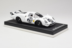 Ferrari 365 P2 #28 M. Gregory / J. Schlesser NART 24 Hours of Daytona 1967 Bianco AB Models 1:18 REMC019 Resina — immagine 4 di 6