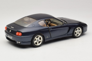 Ferrari 456 GT Blu Bburago 1:18 3036-B1 Pressofusione — immagine 3 di 8