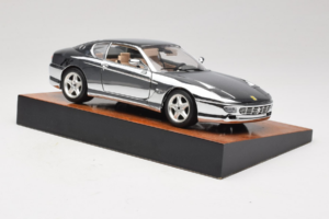 Ferrari 456 GT Chrome Silver Bburago 1:18 3746-R1 Pressofusione — immagine 6 di 8
