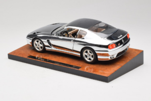 Ferrari 456 GT Chrome Silver Bburago 1:18 3746-R1 Pressofusione — immagine 7 di 8
