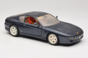 Ferrari 456 GT Dark Blue Metallic Bburago 1:18 3036-B2 Pressofusione — immagine 6 di 8
