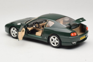 Ferrari 456 GT Verde Scuro Bburago 1:18 3046-GR1 Pressofusione — immagine 5 di 8