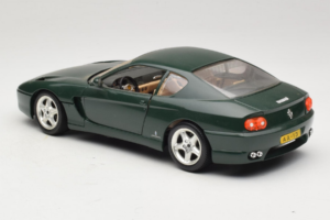 Ferrari 456 GT Verde Scuro Bburago 1:18 3046-GR1 Pressofusione — immagine 7 di 8