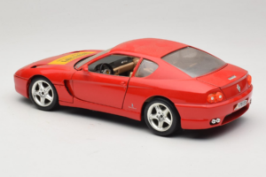 Ferrari 456 GT Ferrari Model Club Rosso Bburago 1:18 3036-P1 Pressofusione — immagine 7 di 8