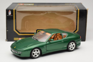 Ferrari 456 GT Verde Metallizzato Bburago 1:18 3036-GR1 Pressofusione — immagine 8 di 8