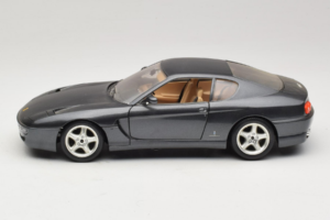 Ferrari 456 GT Grigio Metallizzato Bburago 1:18 3036-G1 Pressofusione — immagine 4 di 8