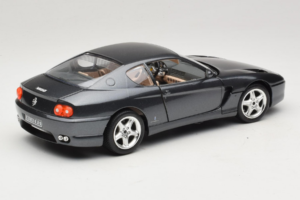 Ferrari 456 GT Grigio Metallic Verniciatura Speciale Bburago 1:18 3036 D Pressofusione — immagine 3 di 8