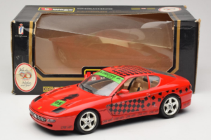 Ferrari 456 GT Interconti Car HiFi Rosso Bburago 1:18 3036-D Pressofusione — immagine 8 di 8