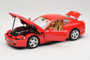 Ferrari 456 GT Rosso Bburago 1:18 3046-R1 Pressofusione — immagine 2 di 8