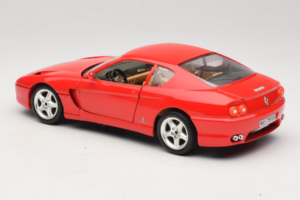 Ferrari 456 GT Rosso Bburago 1:18 3046-R1 Pressofusione — immagine 7 di 8