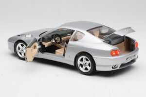 Ferrari 456 GT Argento Bburago 1:18 3036-M2 Pressofusione — immagine 5 di 8