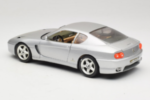 Ferrari 456 GT Argento Bburago 1:18 3336-S1 Pressofusione — immagine 7 di 8
