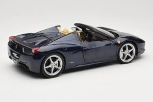 Ferrari 458 Italia Spider Dark Blue Metallic Hot Wheels 1:18 X5529 Pressofusione — immagine 3 di 8
