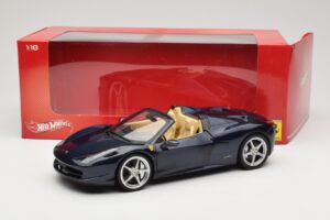 Ferrari 458 Italia Spider Dark Blue Metallic Hot Wheels 1:18 X5529 Pressofusione — immagine 8 di 8