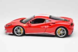Ferrari 488 GTB Rosso Bburago 1:18 18-76102 Pressofusione — immagine 4 di 8