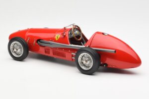 Ferrari 500 F2 #1 A. Ascari F1 Double World Champion 1952-1953 CMC 1:18 M-056 Pressofusione — immagine 5 di 6