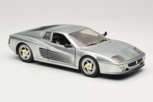 Ferrari 512M Chrome Silver Hot Wheels 1:18 25739 Pressofusione — immagine 6 di 8