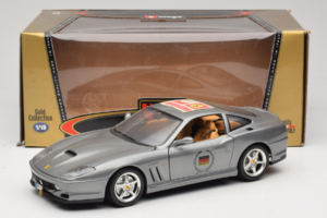 Ferrari 550 Maranello 25 Ferrari Model Club Argento Bburago 1:18 3344-S1 Pressofusione — immagine 7 di 7