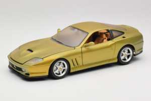 Ferrari 550 Maranello Gold Metallic Braccio & Gotz Bburago 1:18 3044-G1 Pressofusione