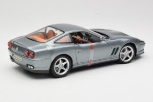 Ferrari 550 Maranello Grigio Metallic Maisto 1:18 4839 Pressofusione — immagine 2 di 6