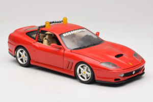 Ferrari 550 Maranello Safety Car Rosso Corsa Bburago 1:18 3064-P1 Pressofusione — immagine 6 di 8