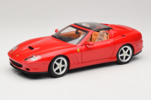 Ferrari 575M Superamerica Rosso Hot Wheels 1:18 J2858 Pressofusione